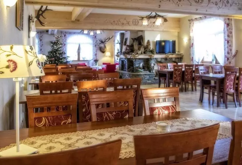 Pensjonat Dziubas   5 Minut Na Piechotę Do Stacji Narciarskiej Kotelnica I Term Bania, Parking Przy