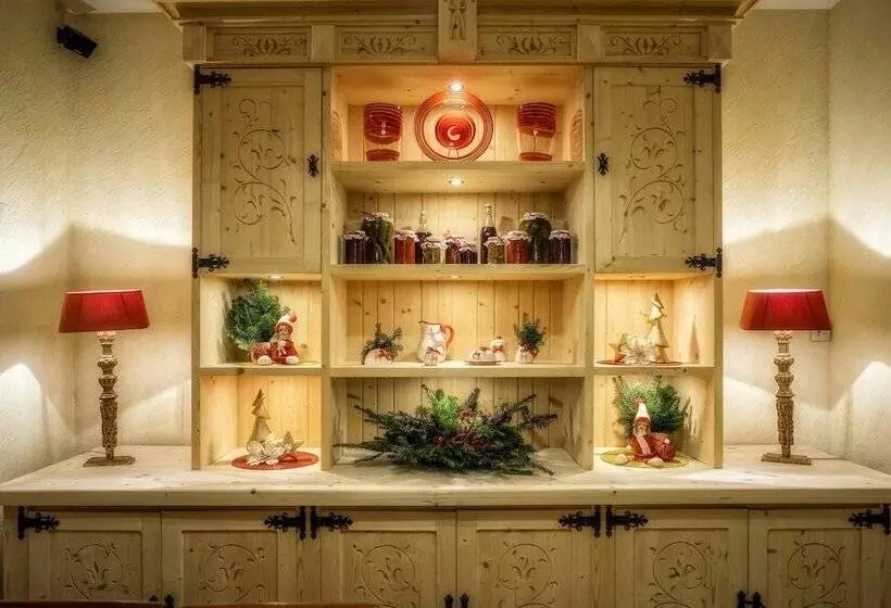 Pensjonat Dziubas   5 Minut Na Piechotę Do Stacji Narciarskiej Kotelnica I Term Bania, Parking Przy