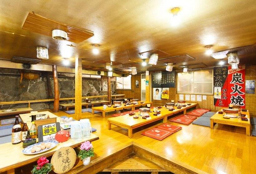 Ryokan Yufuin Inakasou