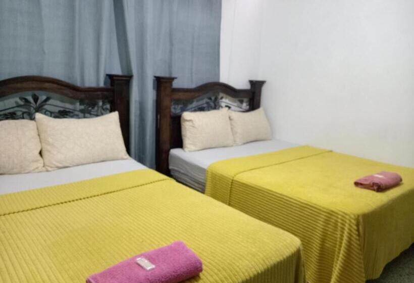 هاستل Historico Maya