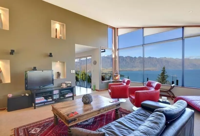 Aries Lake View Villa