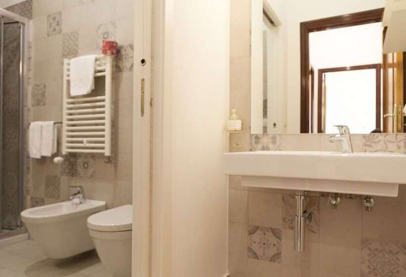 تختخواب و صبحانه Giulietta Nei Sassi