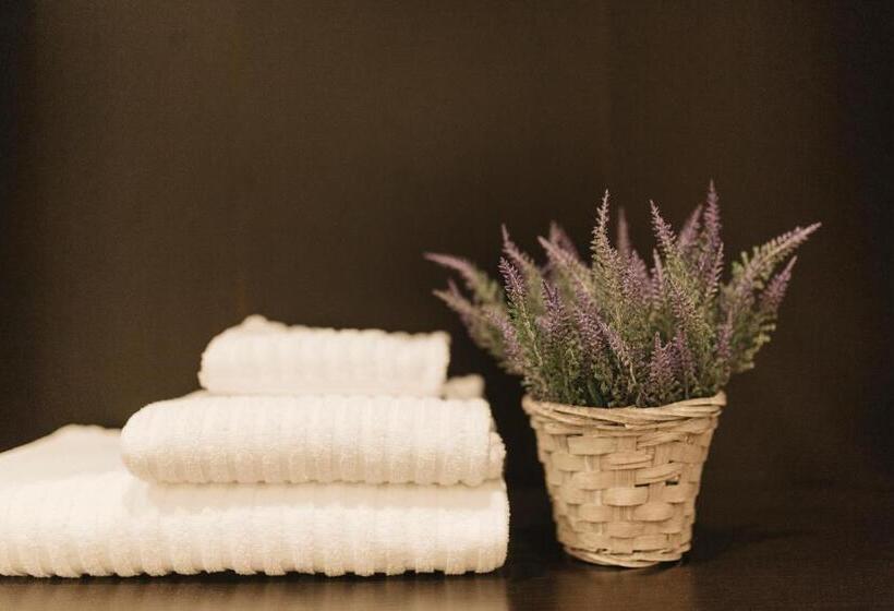 تختخواب و صبحانه Giulietta Nei Sassi