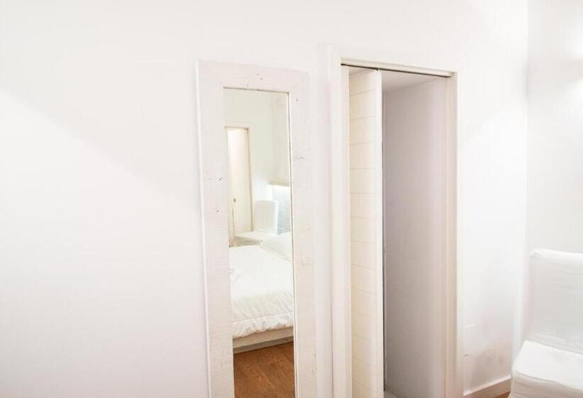 تختخواب و صبحانه Sui Tetti Luxury Rooms