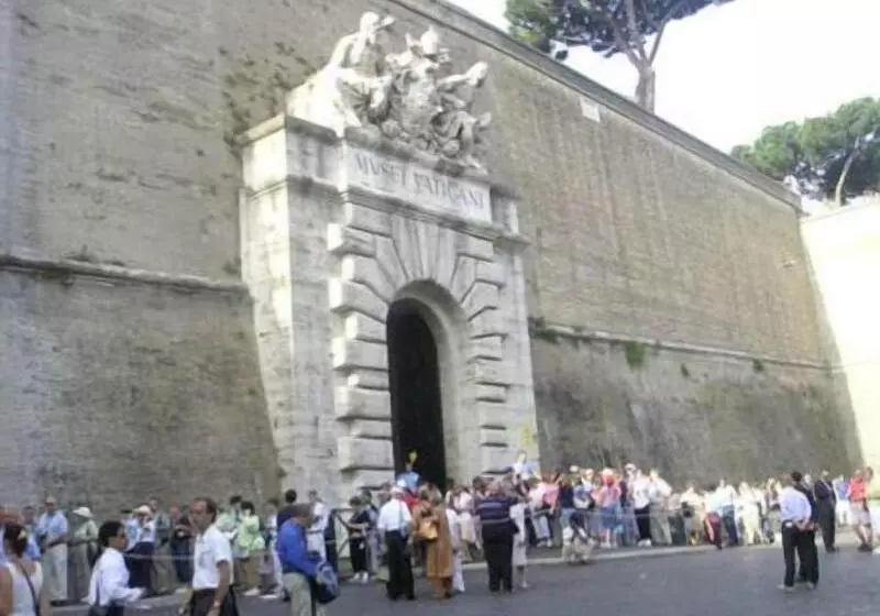 Candia Inn Vatican