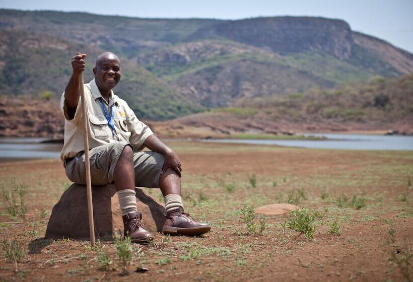 فندق Fundudzi Cultural Camp