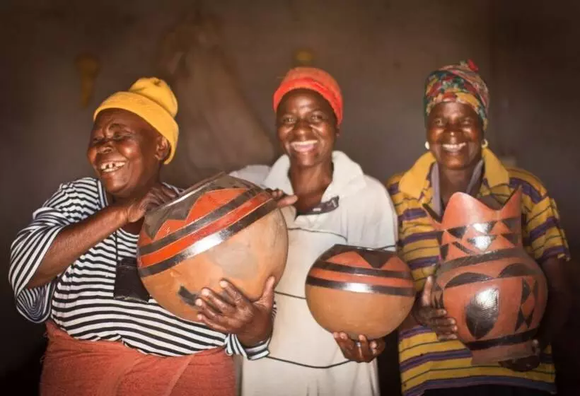 ホテル Fundudzi Cultural Camp