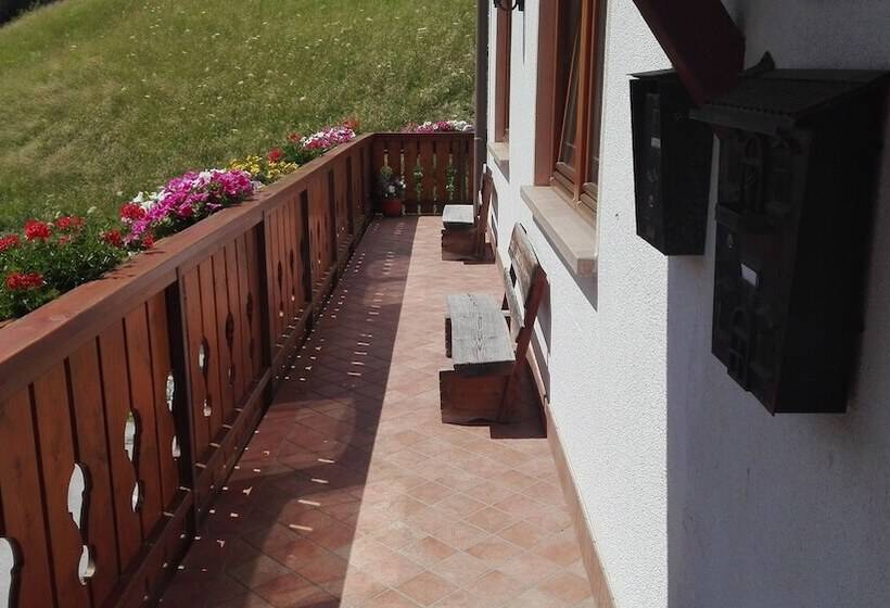 בית מלון כפרי Garni Astor