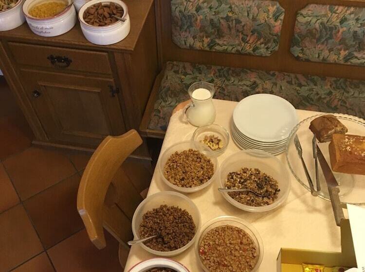 בית מלון כפרי Garni Astor