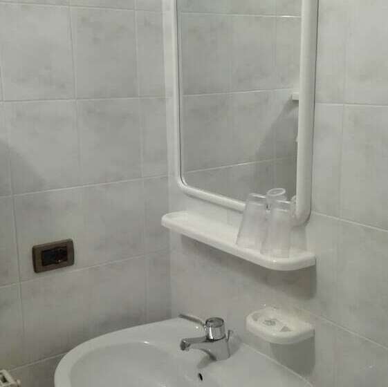 בית מלון כפרי Garni Astor