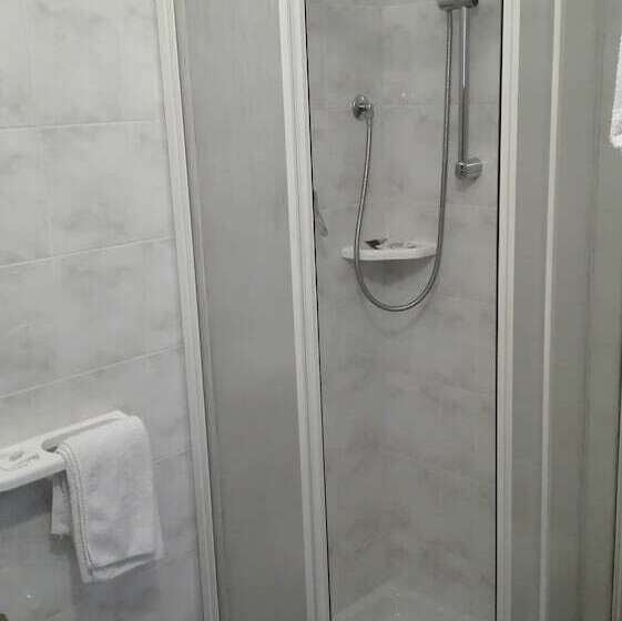 בית מלון כפרי Garni Astor