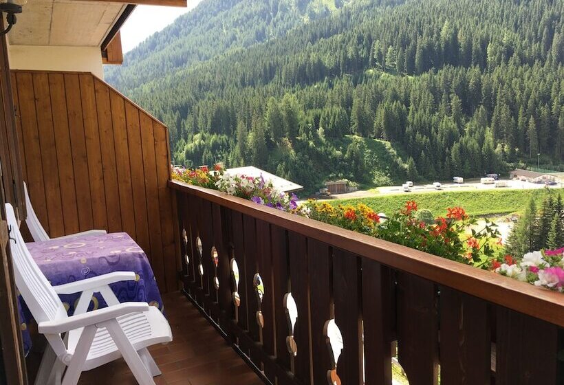 בית מלון כפרי Garni Astor