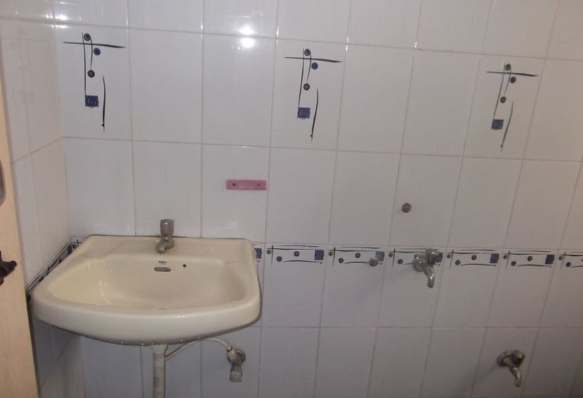 Hotel Samruddhi And Shree Inn Lodge