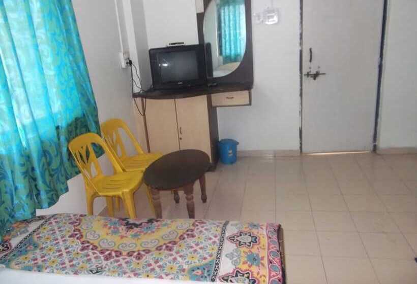 Hotel Samruddhi And Shree Inn Lodge