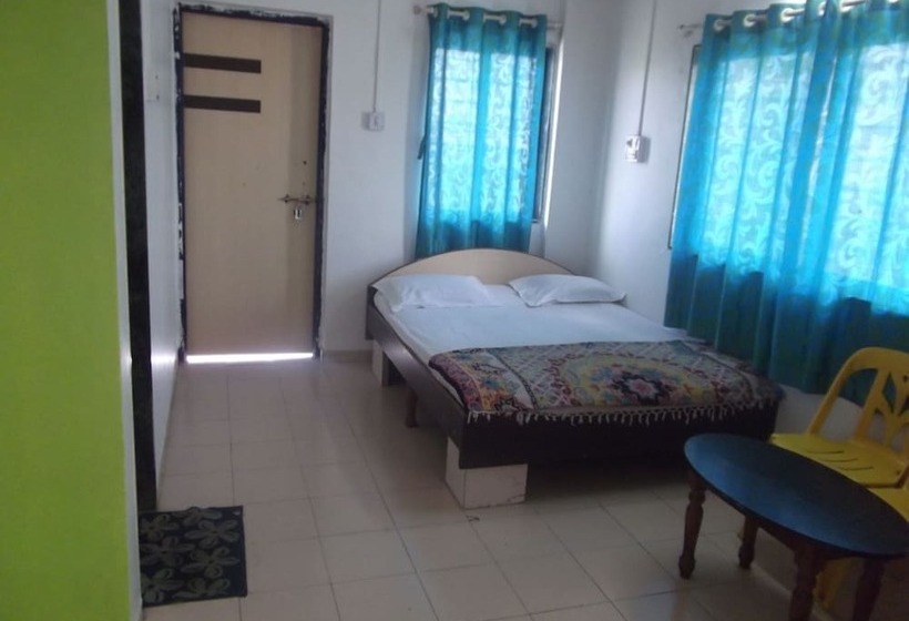 Hotel Samruddhi And Shree Inn Lodge