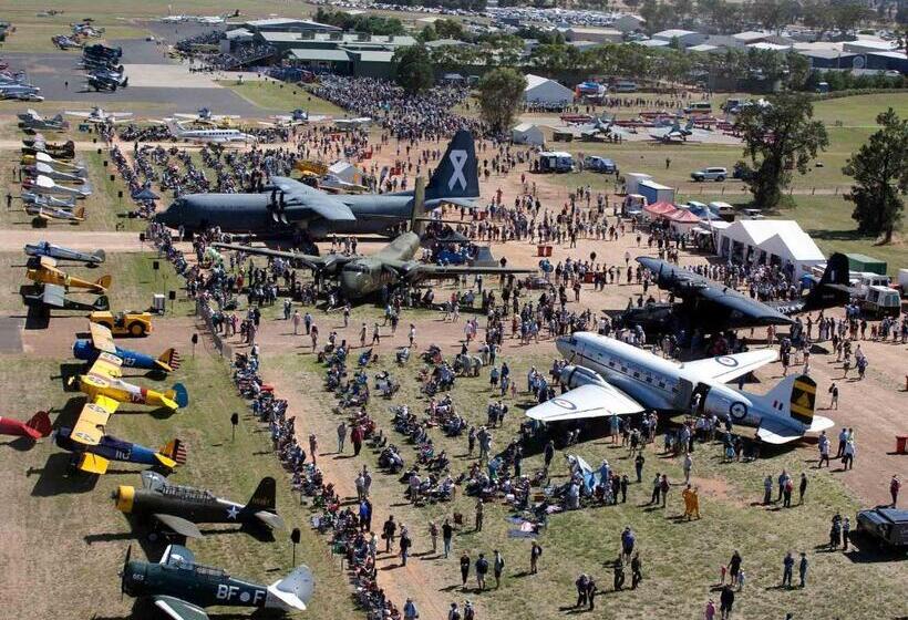 ホテル Skylodge Temora