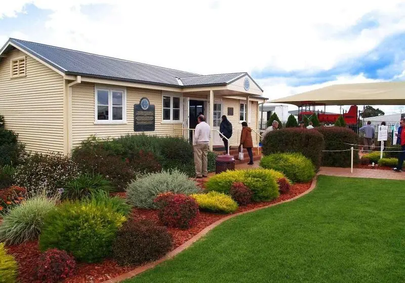 ホテル Skylodge Temora