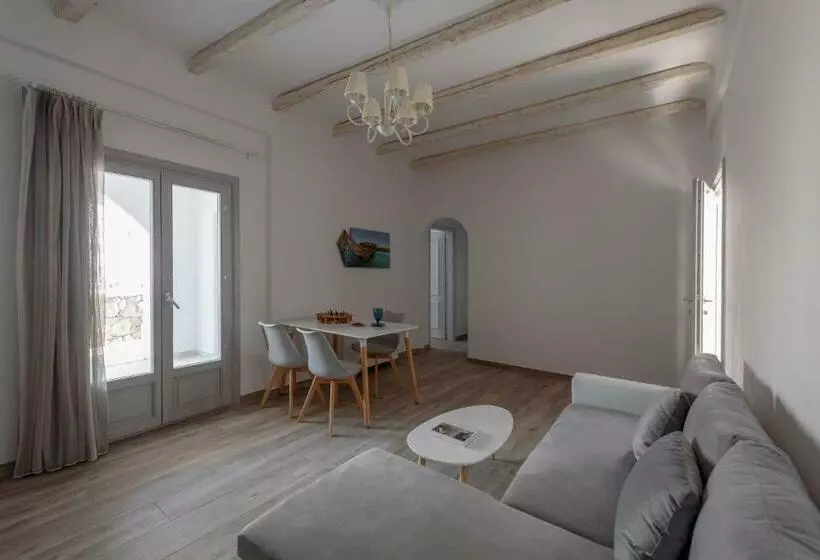 Ikies Santo Filoxenia Apartments