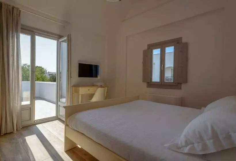 Ikies Santo Filoxenia Apartments