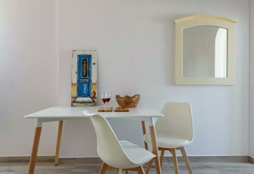 Ikies Santo Filoxenia Apartments