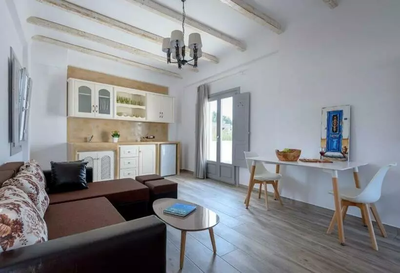 Ikies Santo Filoxenia Apartments