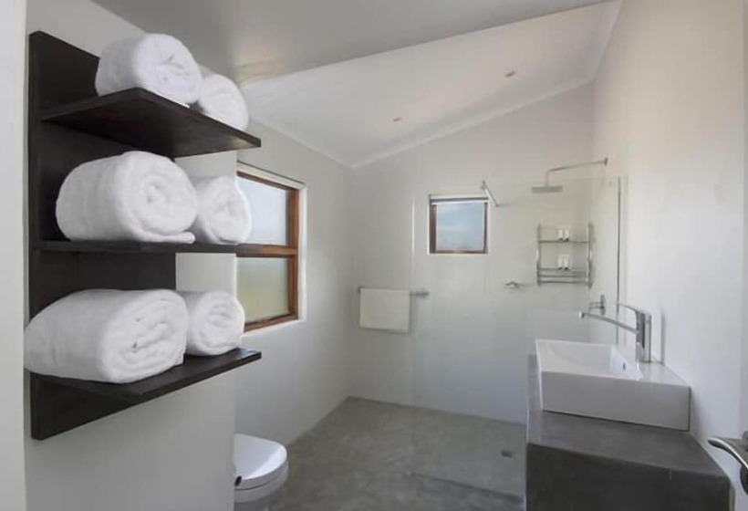 פנסיון Misty Mountains