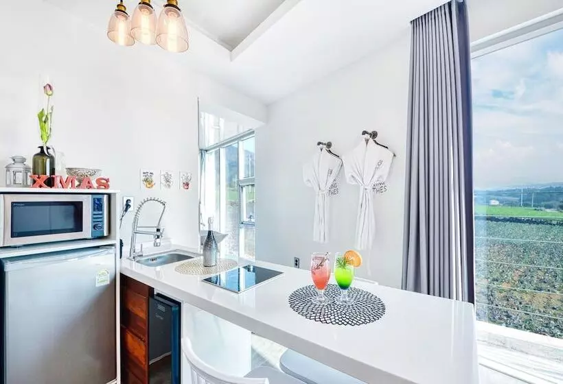 Seogwipo Dawa Pool Villa Pension