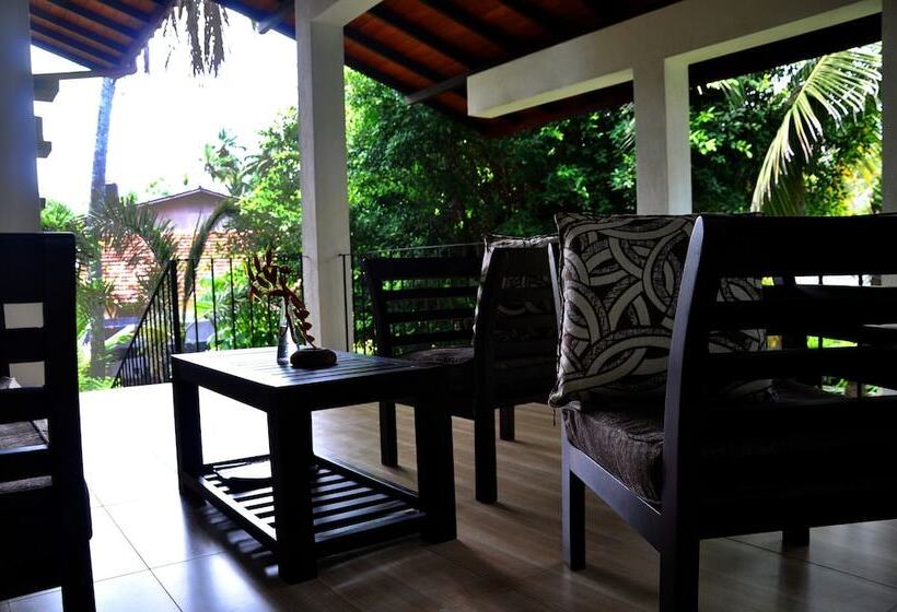 Sithu Villa Hikkaduwa