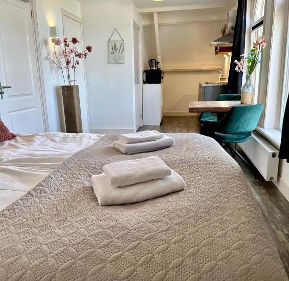 住宿加早餐 De Stadshoeve