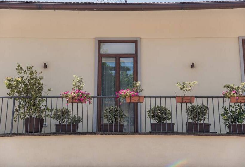 تختخواب و صبحانه La Fonderia Firenze