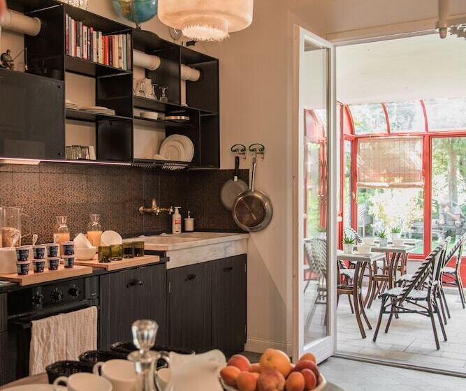 تختخواب و صبحانه La Fonderia Firenze