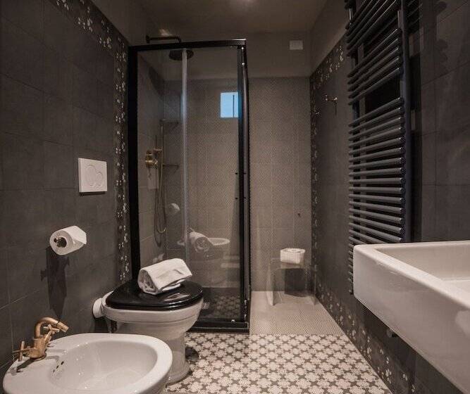 تختخواب و صبحانه La Fonderia Firenze