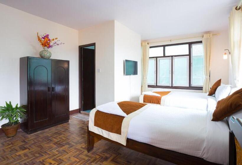 هتل Kathmandu Nomad