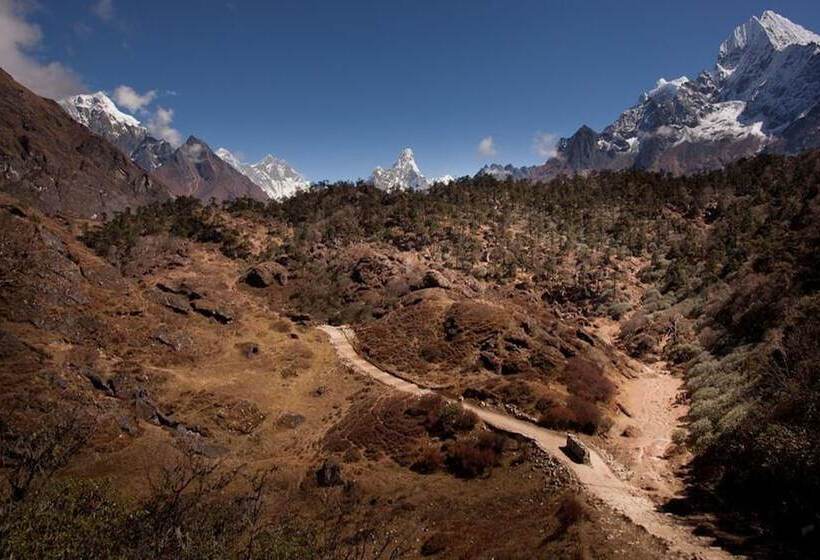 هتل Mountain Lodges Of Nepal   Phakding