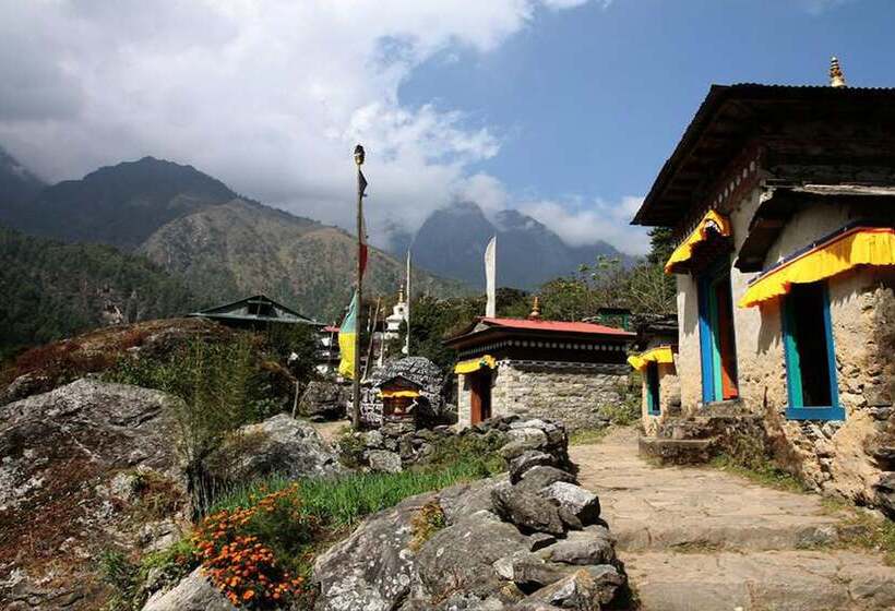 هتل Mountain Lodges Of Nepal   Phakding