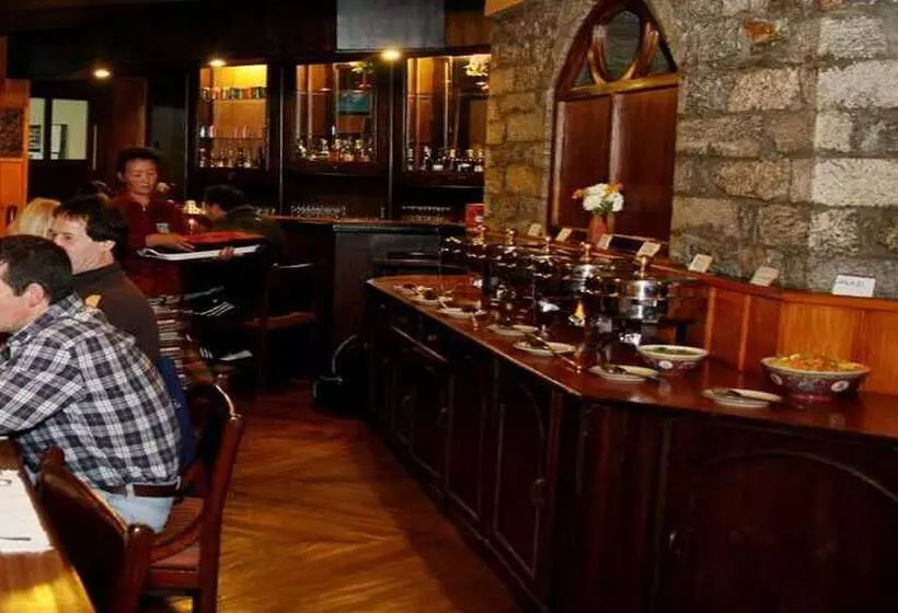 هتل Mountain Lodges Of Nepal   Phakding