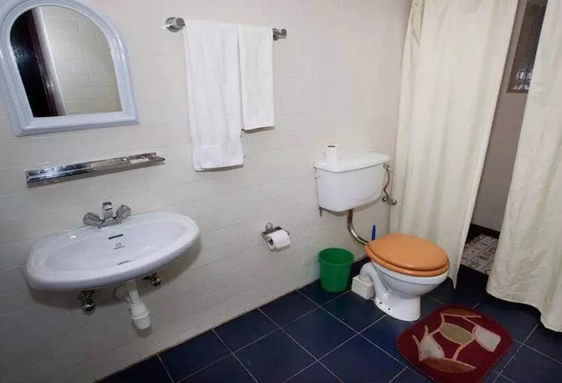 هتل Mountain Lodges Of Nepal   Phakding