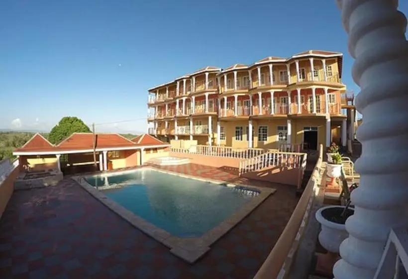 هتل Paradise Reggae Resort