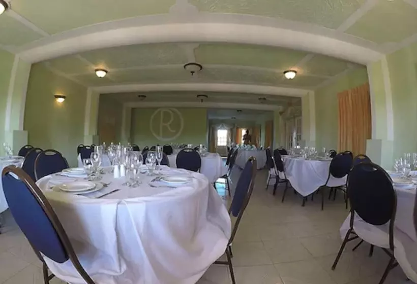 هتل Paradise Reggae Resort