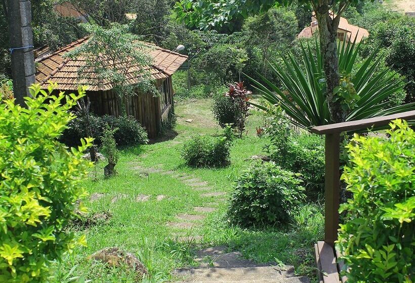 هتل Pousada Colina Verde