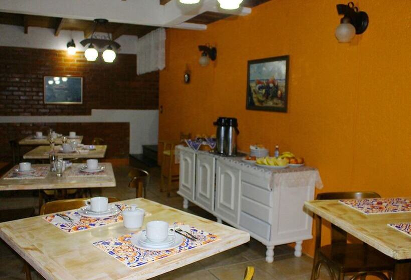 هتل Pousada Colina Verde