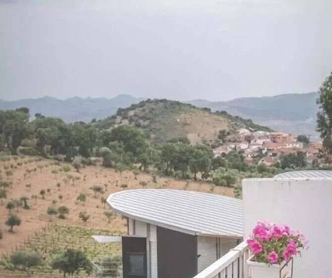 Maaseutuhotelli Bela Vista Silo Housing