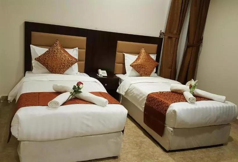 Lina Park  Suites 2