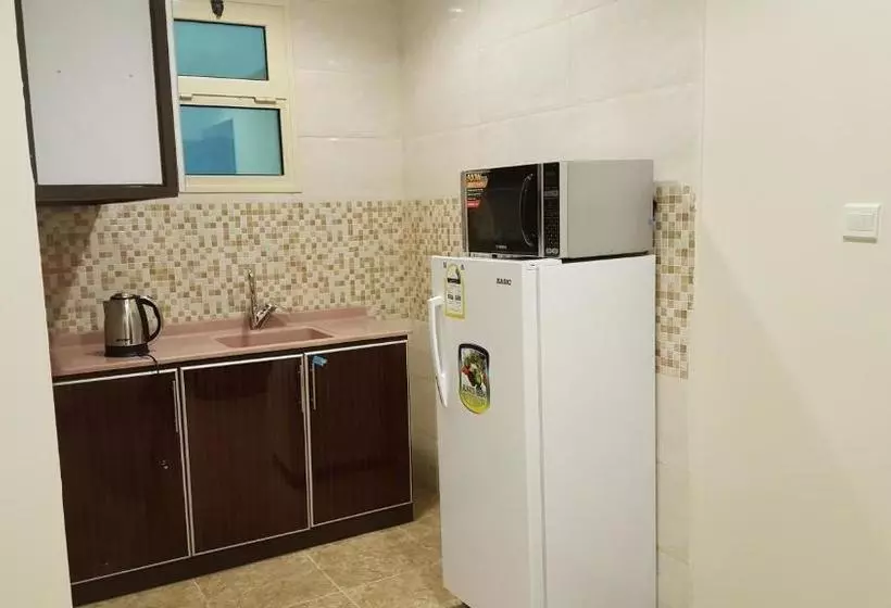 Lina Park  Suites 2