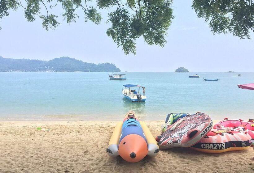 Pensió Monster Homes Pangkor