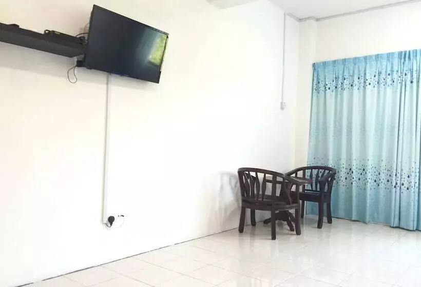 پانسیون Monster Homes Pangkor