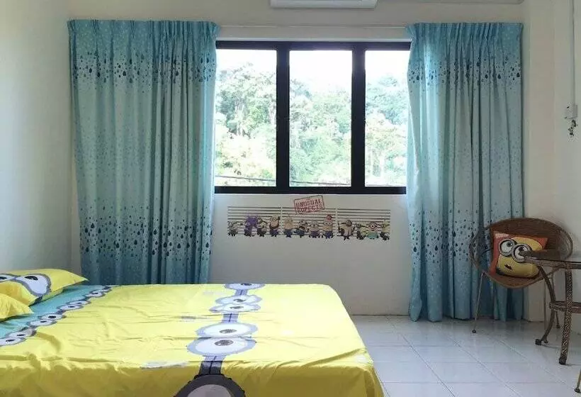 پانسیون Monster Homes Pangkor