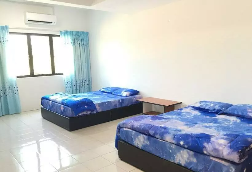 پانسیون Monster Homes Pangkor