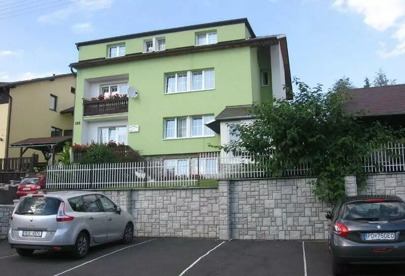 Majatalo Penzión Závada