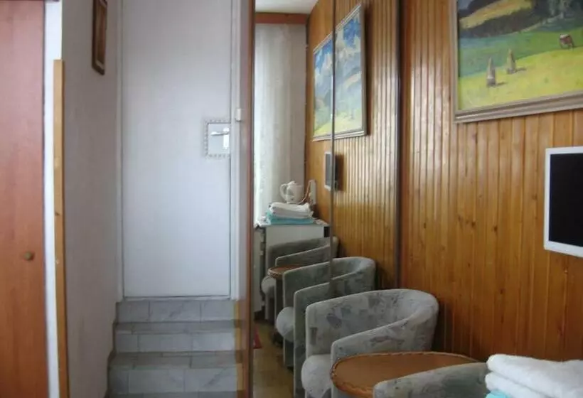 Majatalo Penzión Závada